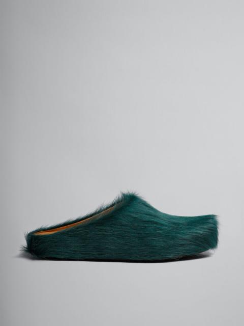 SEA GREEN LONG-HAIR CALFSKIN FUSSBETT SABOT