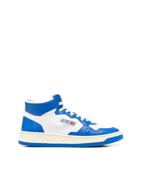 contrast-panelled hi-top sneakers