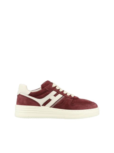side-stripe lace-up sneakers