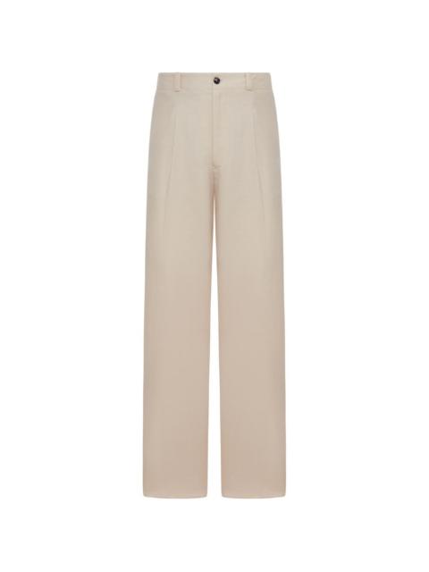 pleated trousers