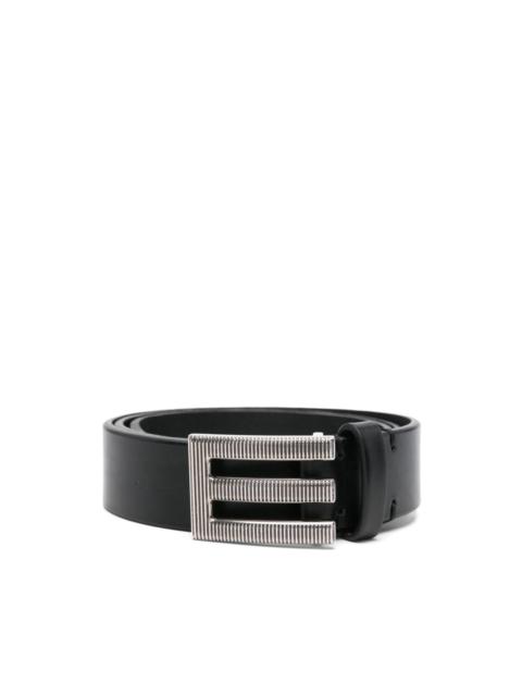 logo-buckle belt