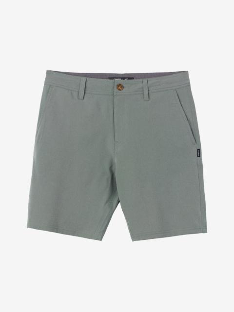 Reserve Light Check 19" Hybrid Shorts