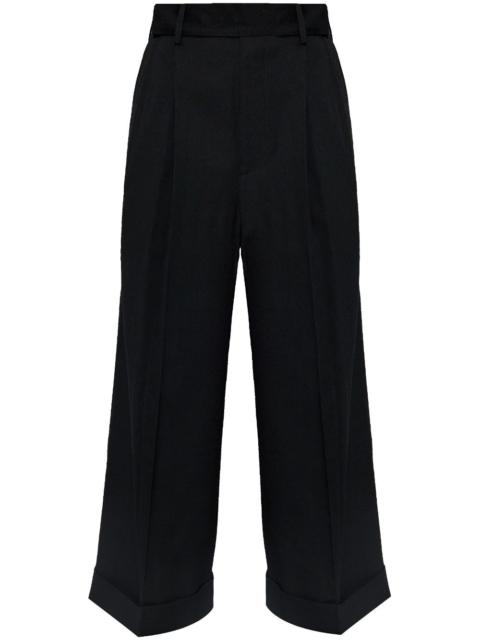 Pleated trousers