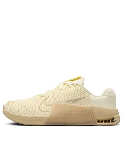 (WMNS) Nike Metcon 9 'Alabaster Desert Khaki' DZ2537-700