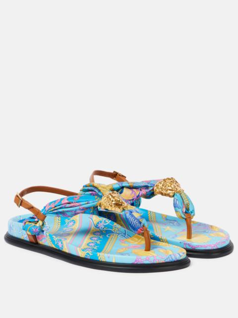 La Medusa printed thong sandals