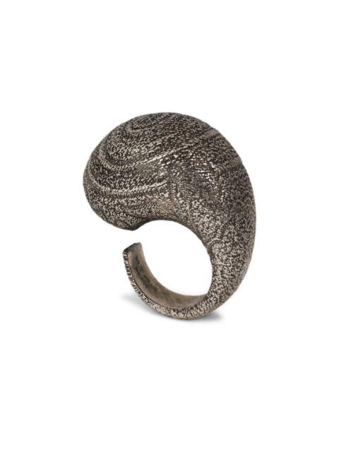 Arnica ring
