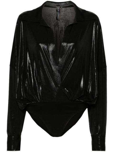 laminated shirt-style bodysuit