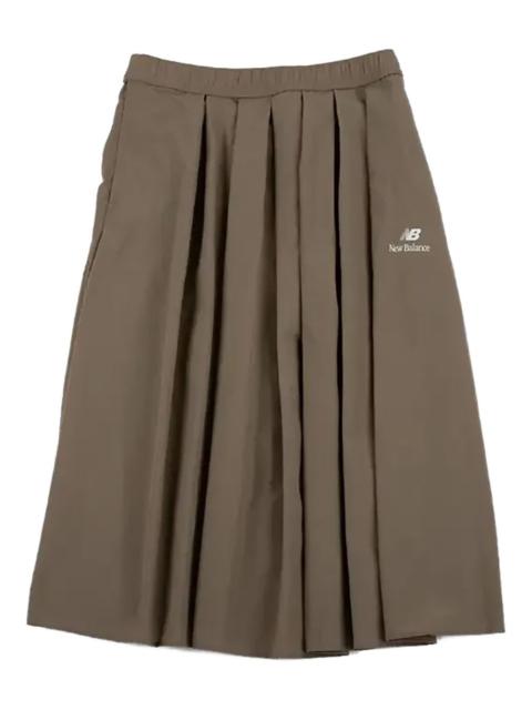 pleated midi skirt