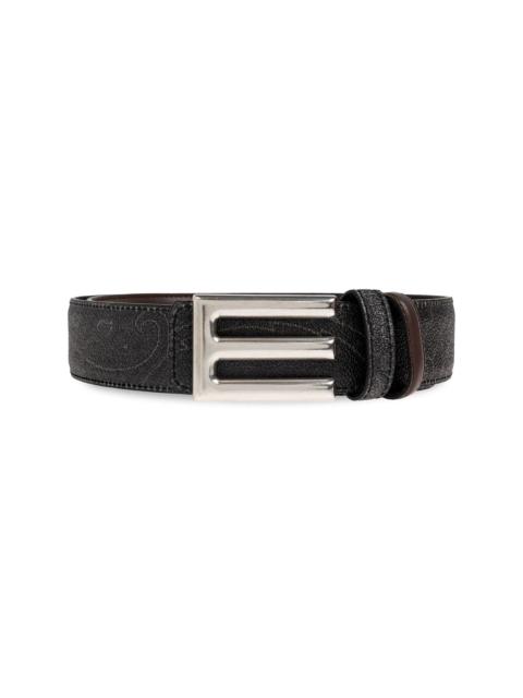 logo-buckle belt