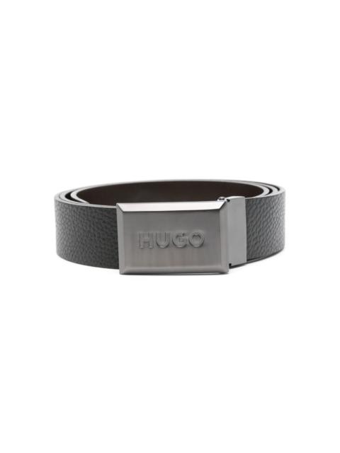 logo-buckle belt