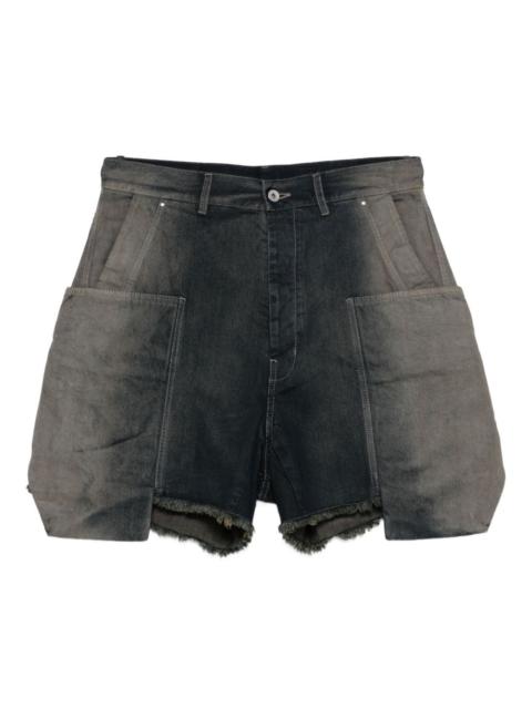 frayed pocket denim shorts