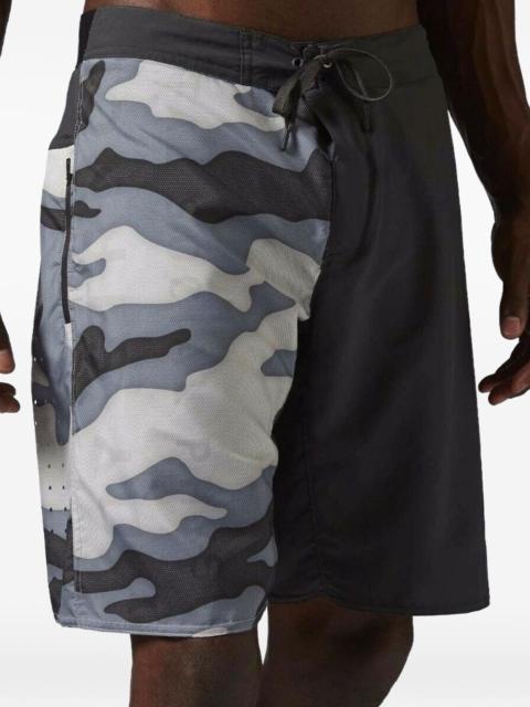 One Series 2in1 camouflage track shorts