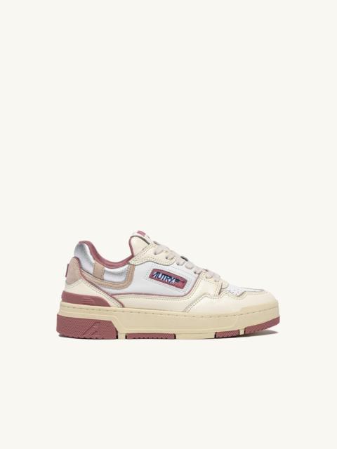 CLC LOW SNEAKERS IN WHISPER WHITE ASH ROSE AND SILVER LEATHER