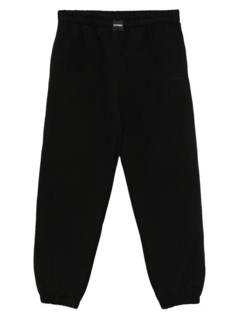 logo-embroidered trousers