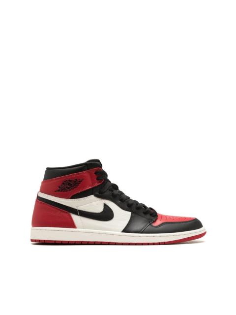 Jordan 1 Retro High bred toe