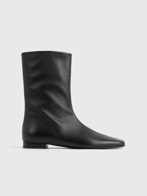 Grained-leather ankle boots black