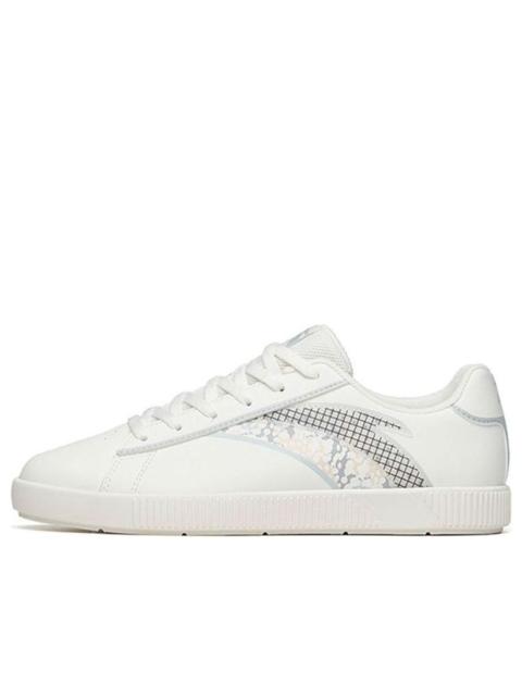 (WMNS) ANTA Skateboarding Series Sneakers 'White Green' 122228060-3