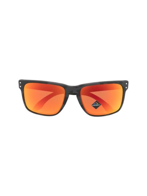 mirrored wayfarer-frame sunglasses