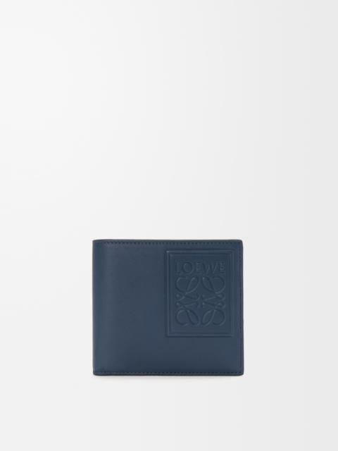 Bifold coin wallet in satin calfskin