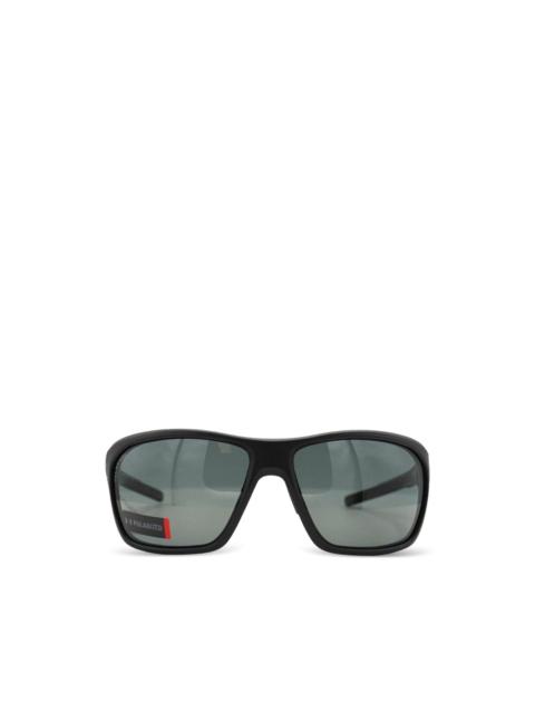 geometric-frame sunglasses