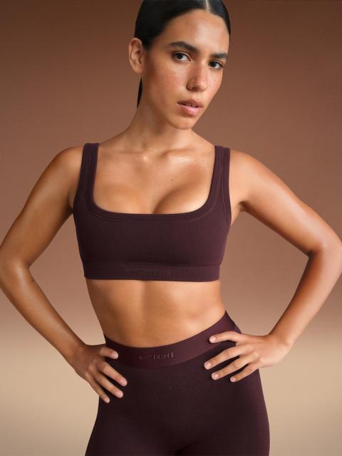 NikeSKIMS Vintage Seamless Women's Scoop Bra