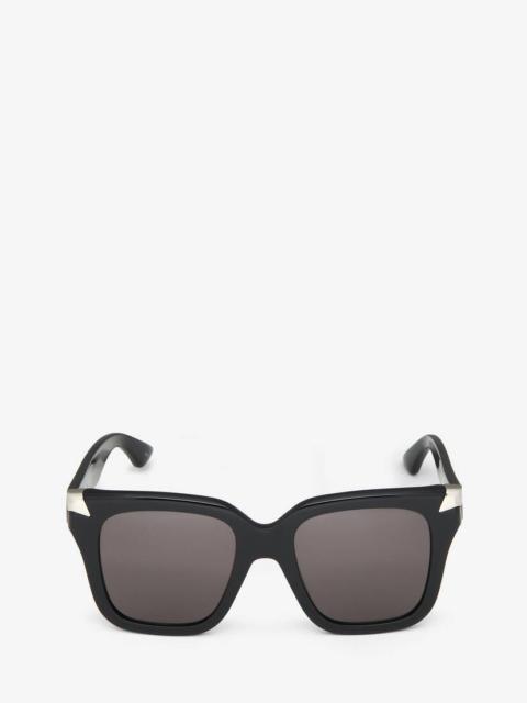 Women's Punk Rivet Oversize Sunglasses in Black/smoke