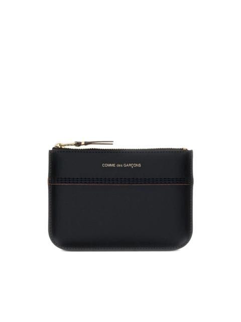 zip-fastening leather wallet