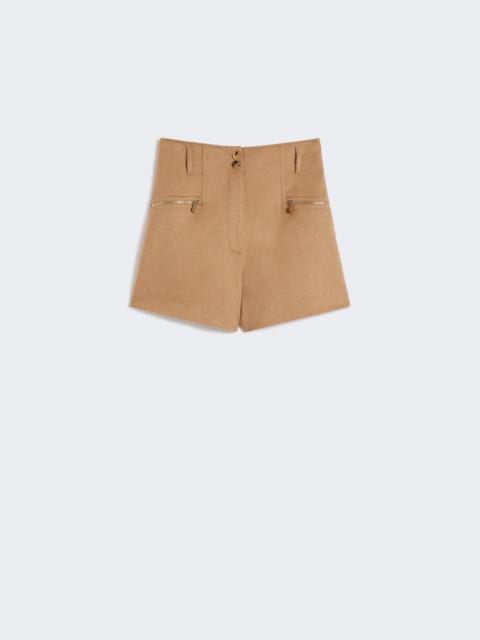 LOLA Camel colour shorts