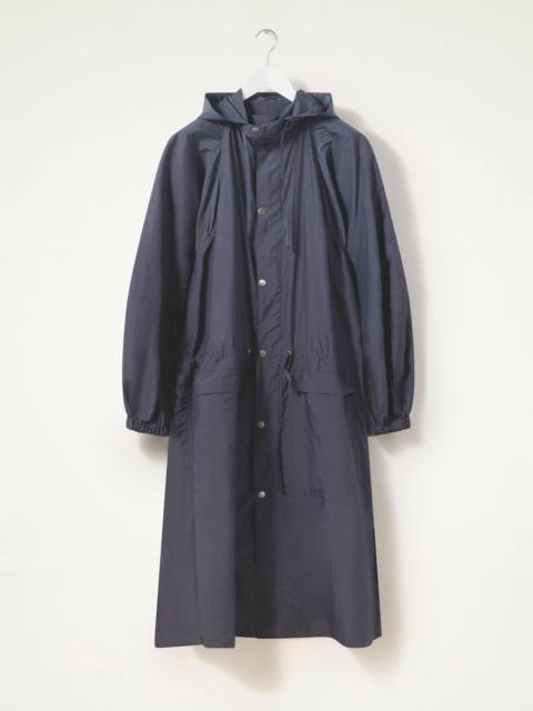 LIGHT RAINCOAT