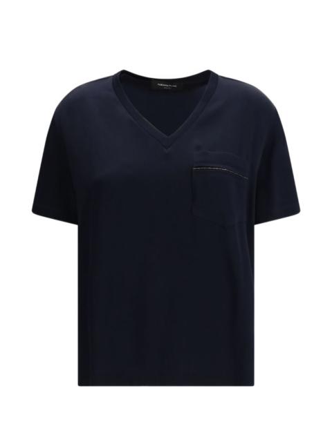 V-neck chest-pocket T-shirt