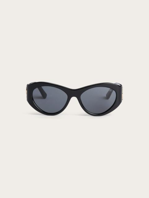 PUCCI CAT-EYE SUNGLASSES