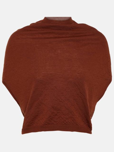 Virgin wool top