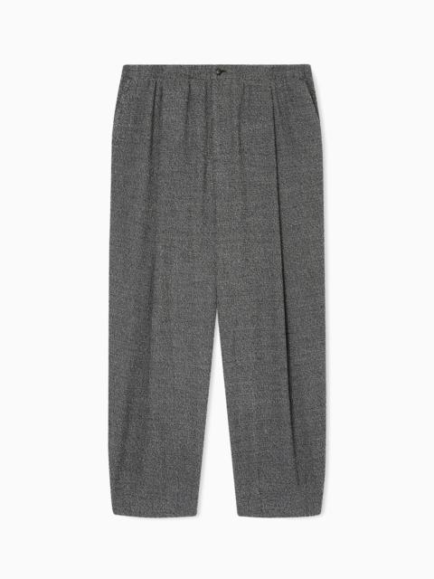 ONE-PLEAT TROUSERS IN A SILK AND COTTON BLEND WITH A STIPPLED MOTIF