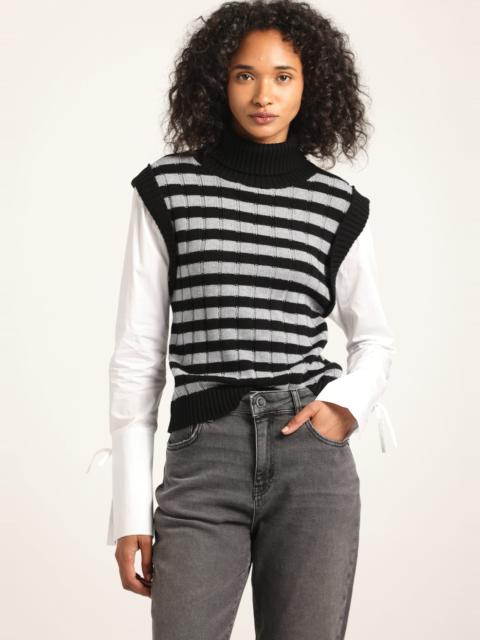PAOLA MIXED MEDIA TURTLENECK SWEATER