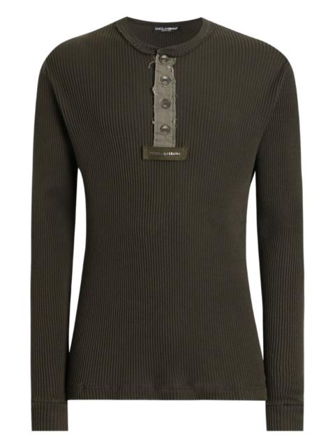 button ribbed T-shirt