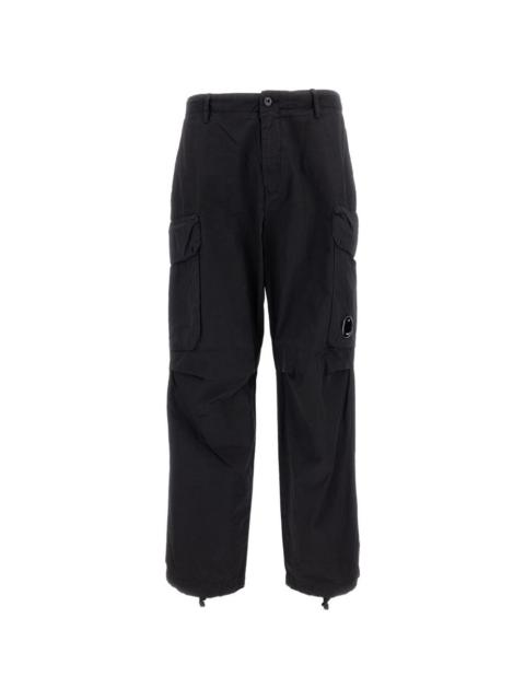 cargo-pockets trousers