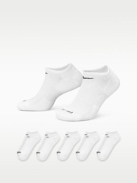 Nike Everyday Plus Cushioned Training No-Show Socks (6 Pairs)