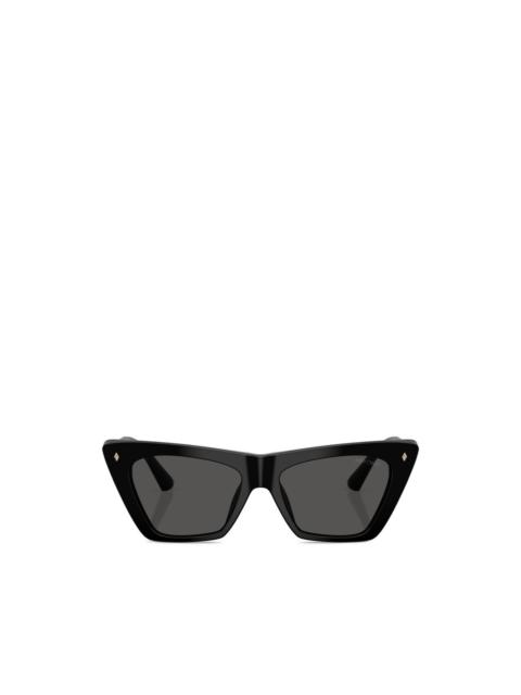 cat-eye-frame sunglasses