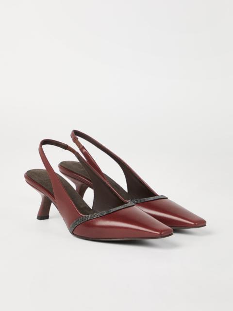 Classic leather slingback city heels with shiny contour
