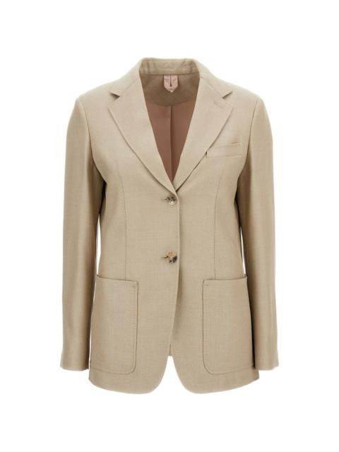 button-fastening blazer