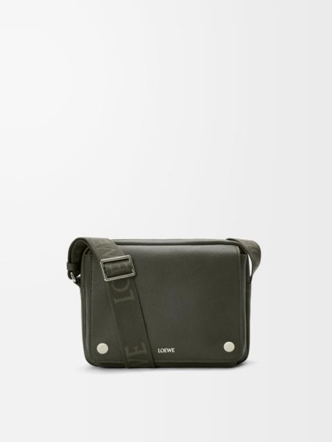 Medium Pebble messenger bag in supple grained calfskin