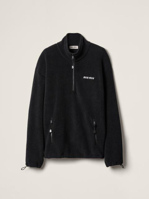 Fleece sweatshirt