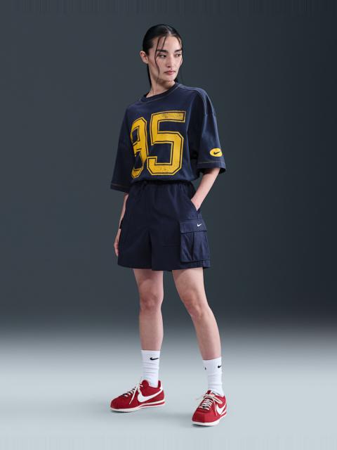 Nike Sportswear Women's Mid-Rise Loose 5" Cargo Shorts