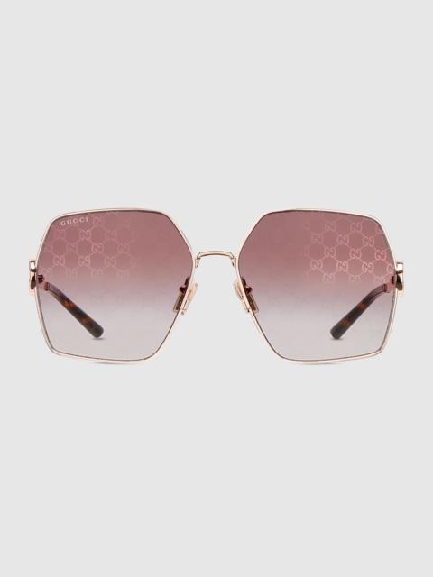 Oval frame sunglasses