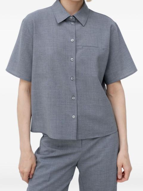 buttoned short-sleeve shirt