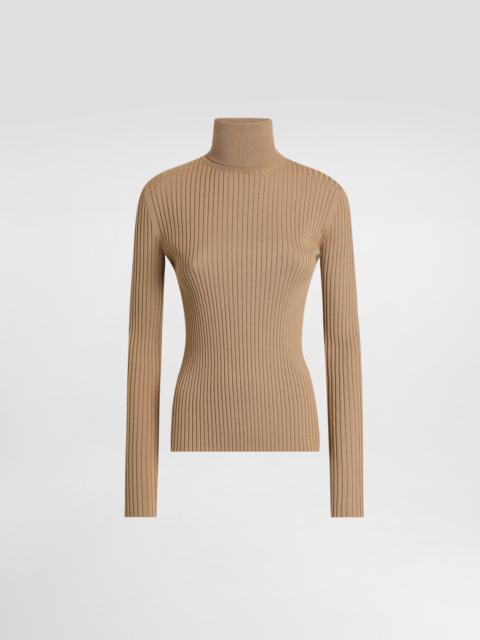 Wool turtleneck pullover