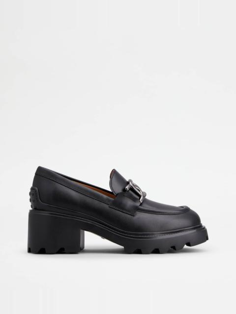 LOAFERS IN LEATHER - BLACK