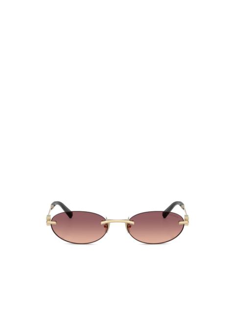 oval-frame sunglasses