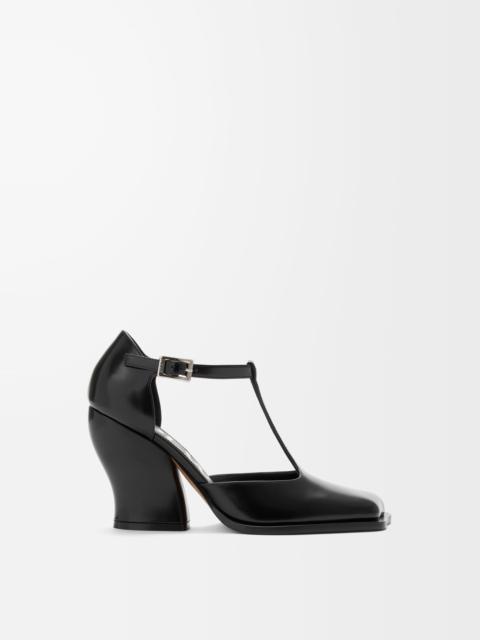 Onda T-bar pump in brushed calfskin