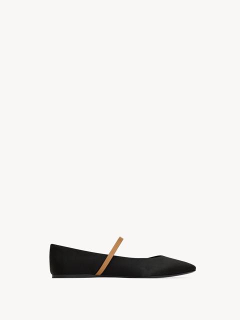 GIO BALLET FLATS IN SATIN CREPE
